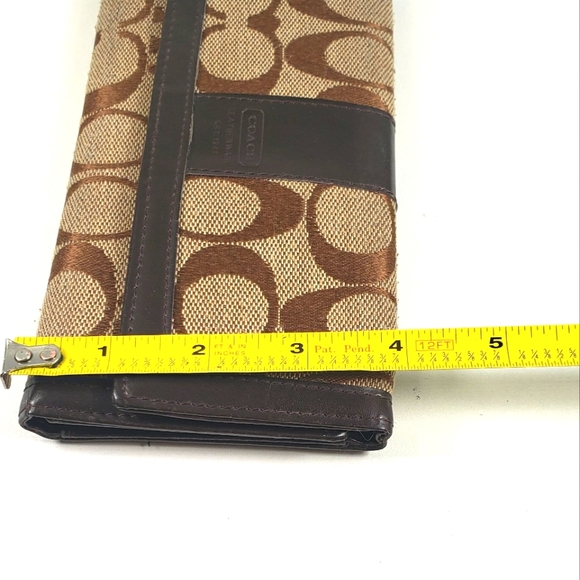 COACH Brown Signature  C Canvas Wallet - Picture 13 of 13